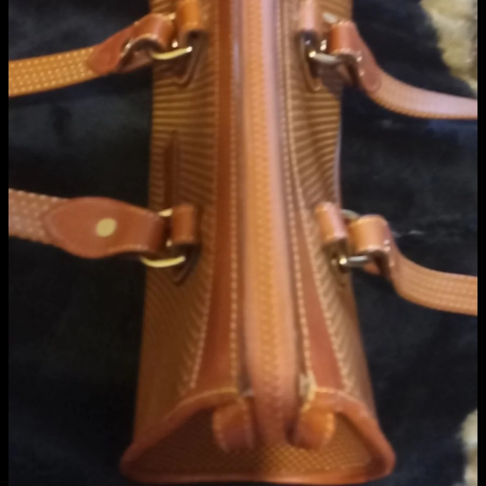 Dooney and Bourke purse
